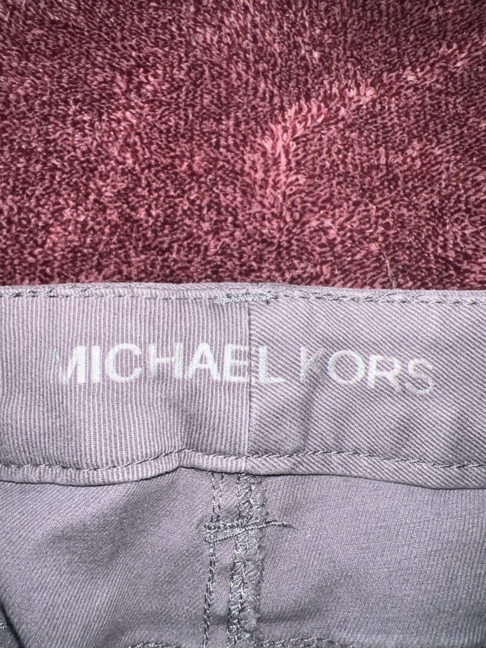Women’s Skinny Jeans - Picture 2 of 11
